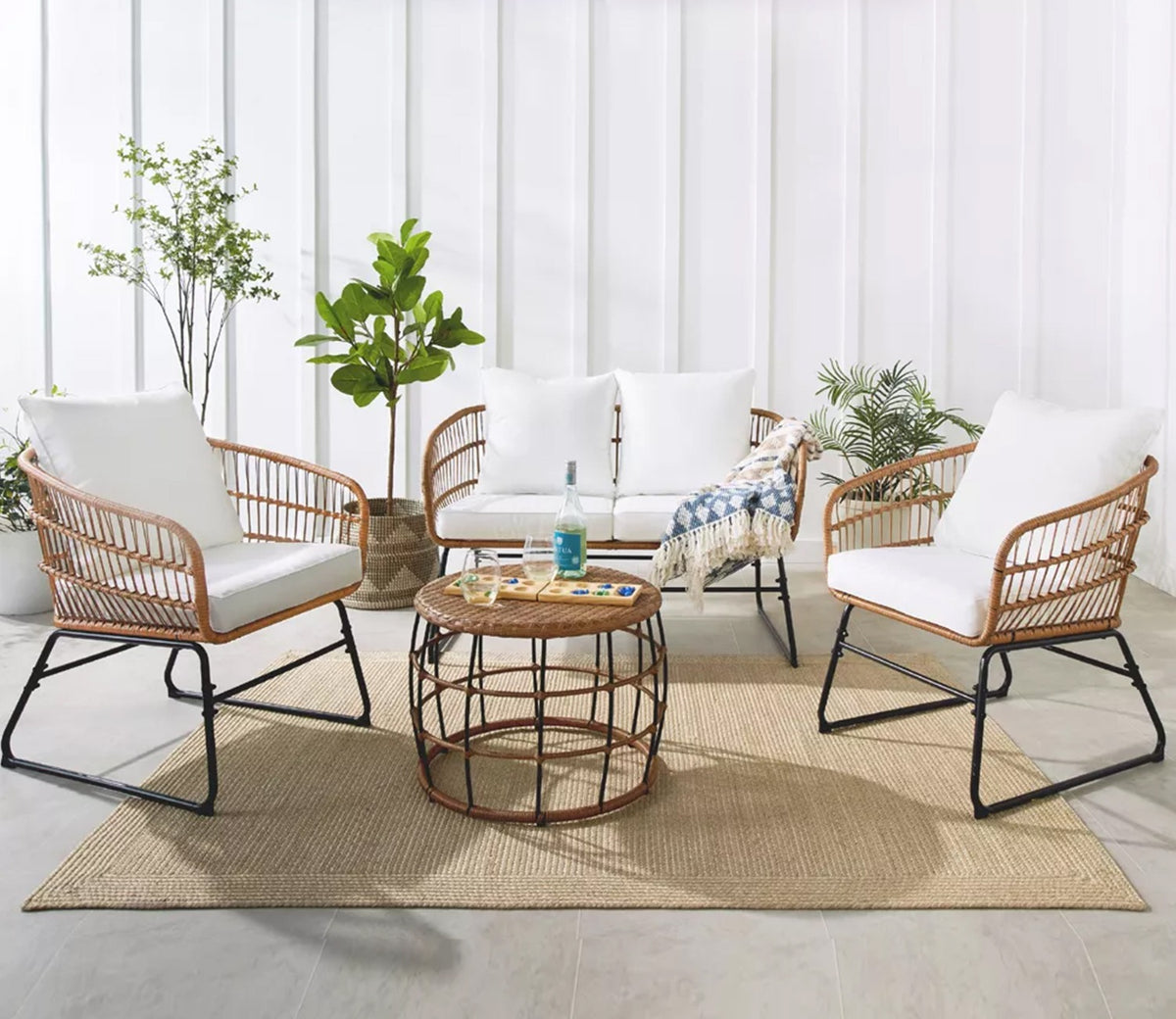 Beige Rope 4 Seater Sofa Set With Table And White Cushions