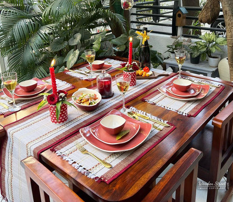 Cohoon Sheesham Wood 4 Seater Dining Set (Honey Finish)