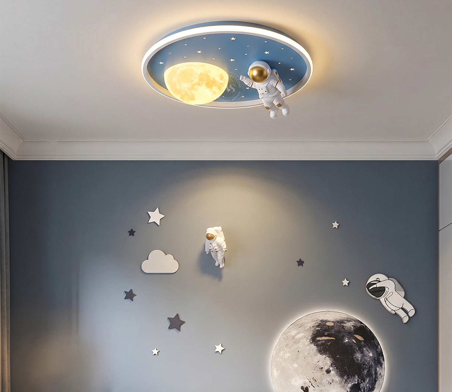 Twining like Wining Ceiling Light