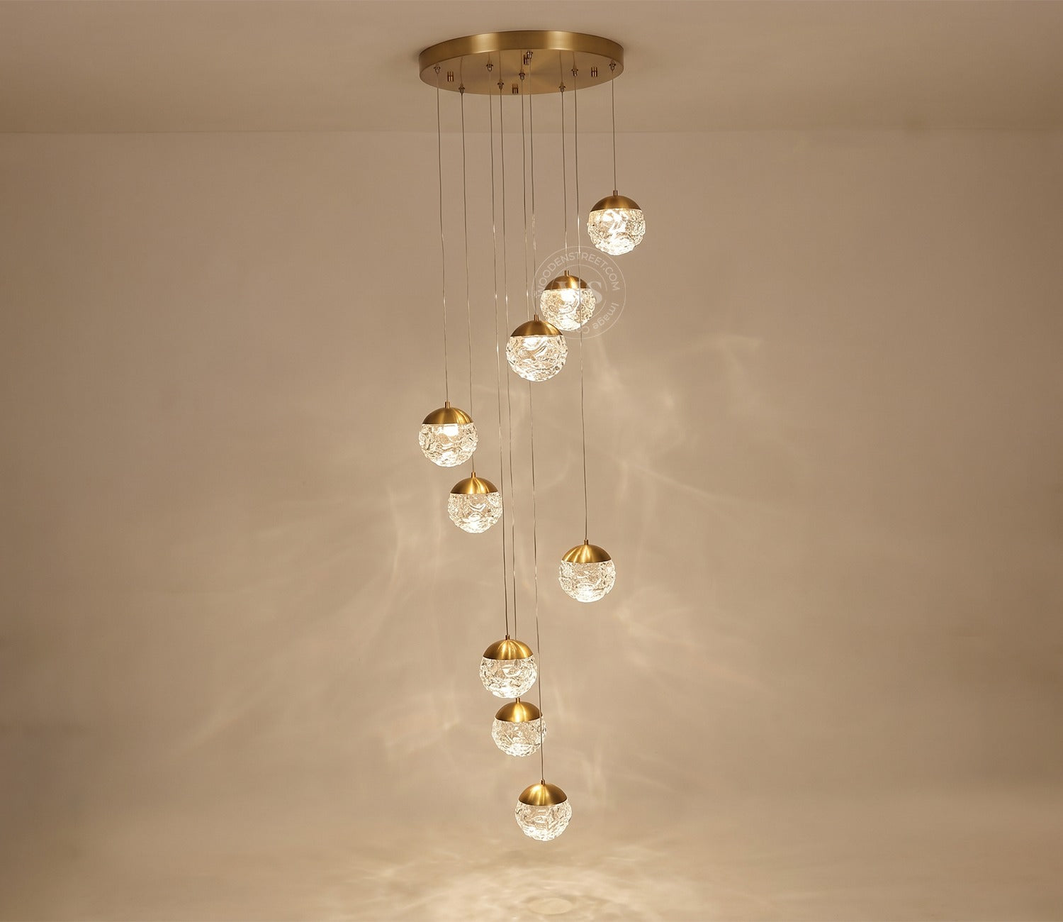 Catch Your Dreams Pendant Lamp - 9 Beads
