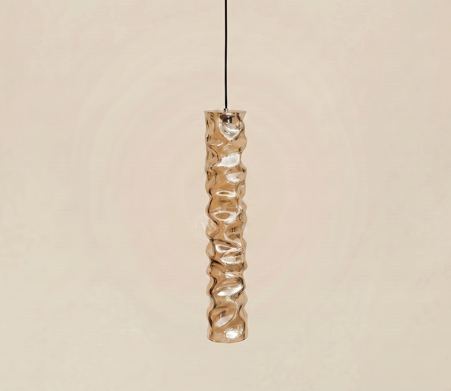 Magnus Sleek Hanging Light (Amber)