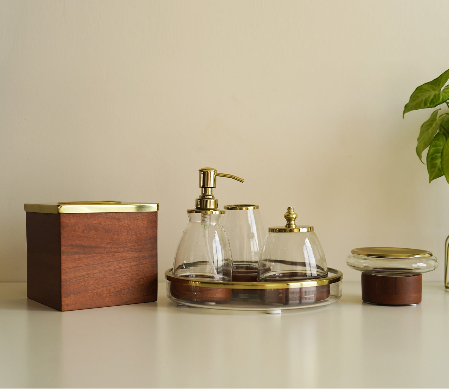 Taya Designer Glass With Wood Tray