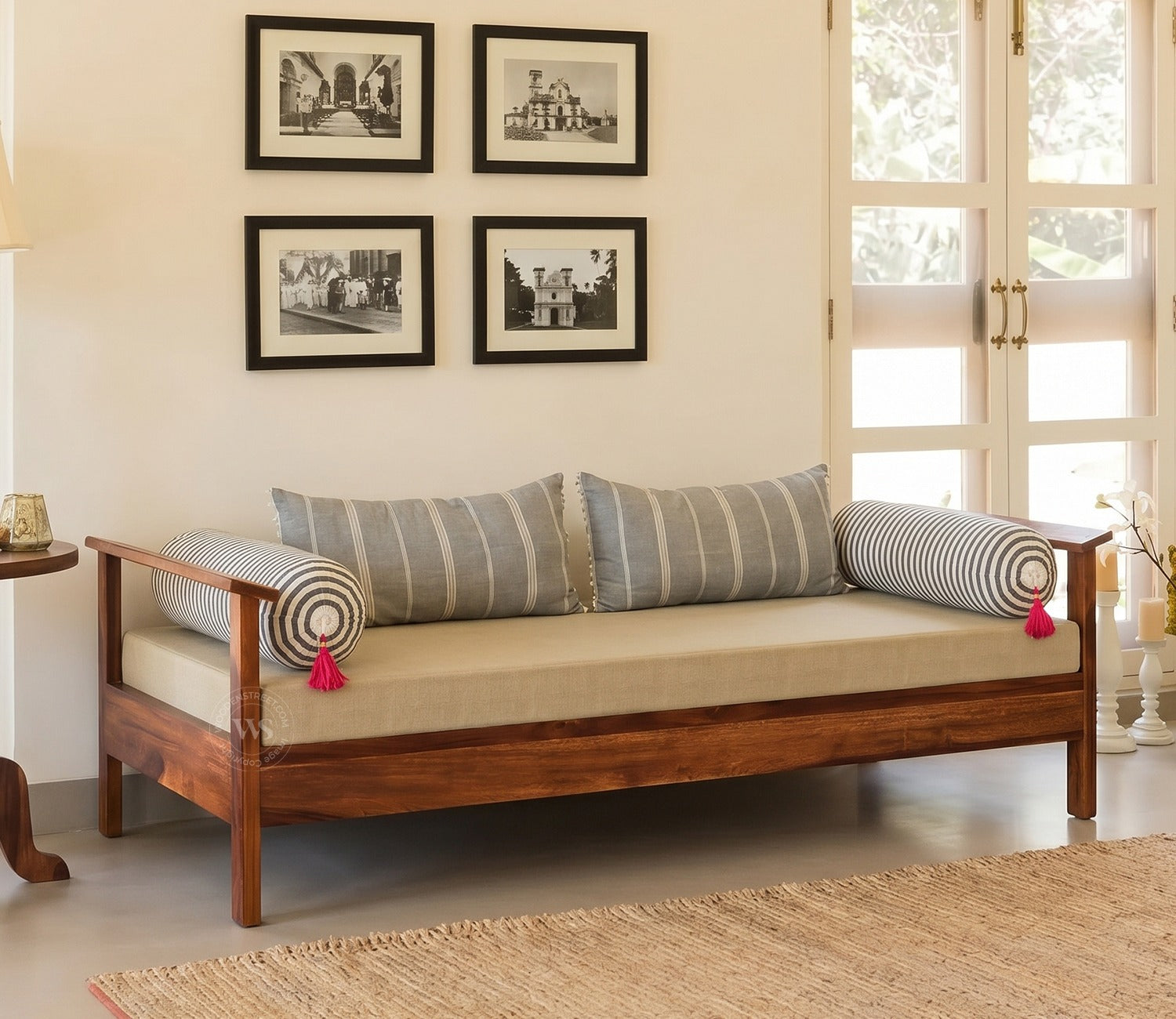 Leona Divan with Mattress (Honey Finish)