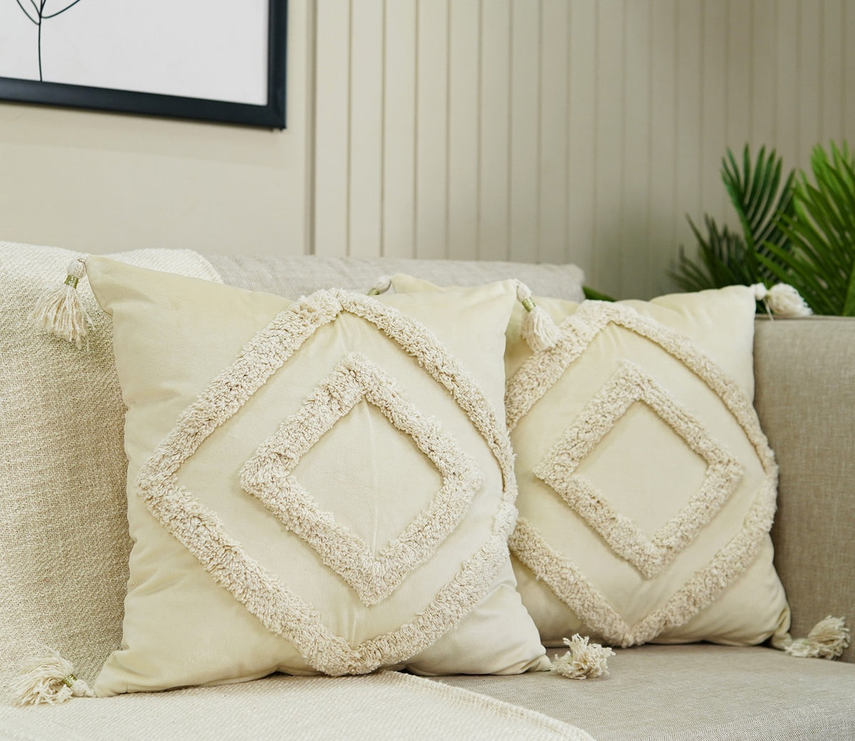 Super Soft Velvet Cushion Covers - Set of 2 (18 x 18 inches, White)
