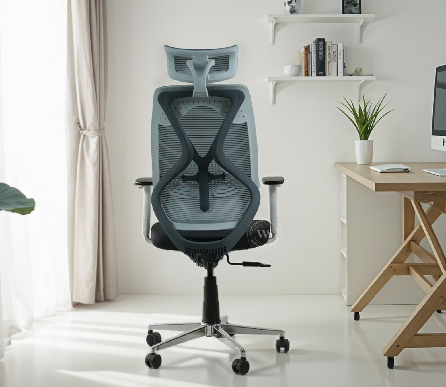 Pictor High Back Mesh Office Chair (Black)