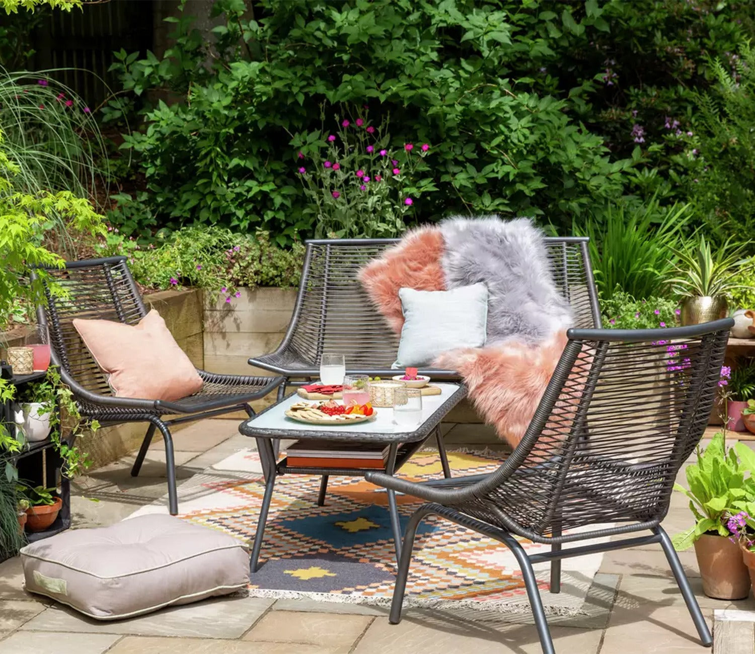 Grey Rope 4 Seater Sofa Set With Table