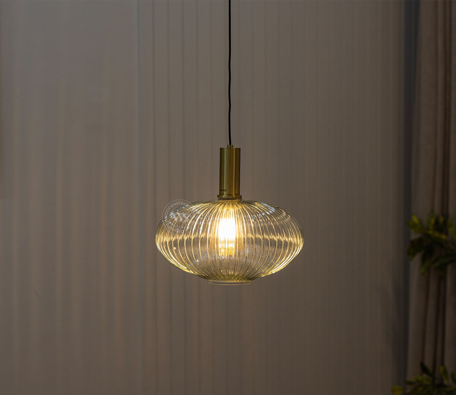 Murphy Pendant Light (Bronze)