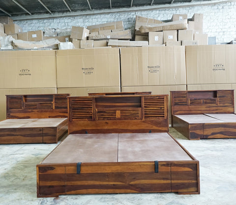 Ferguson Sheesham Wood Hydraulic Bed With Storage (Queen Size, Honey Finish)