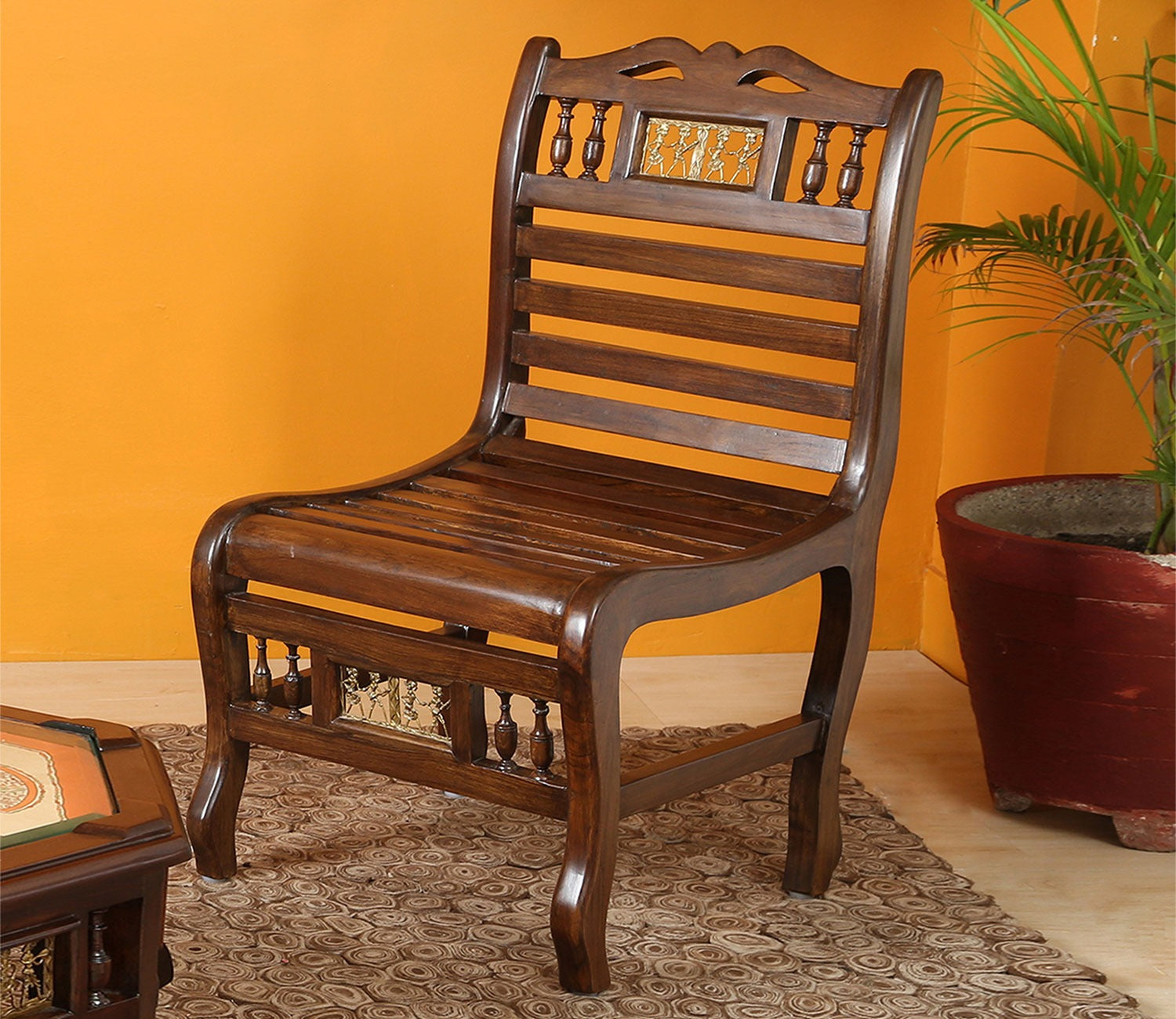 Costa Bench Chair in Striped Wood Pattern created in Walnut Finish Teakwood