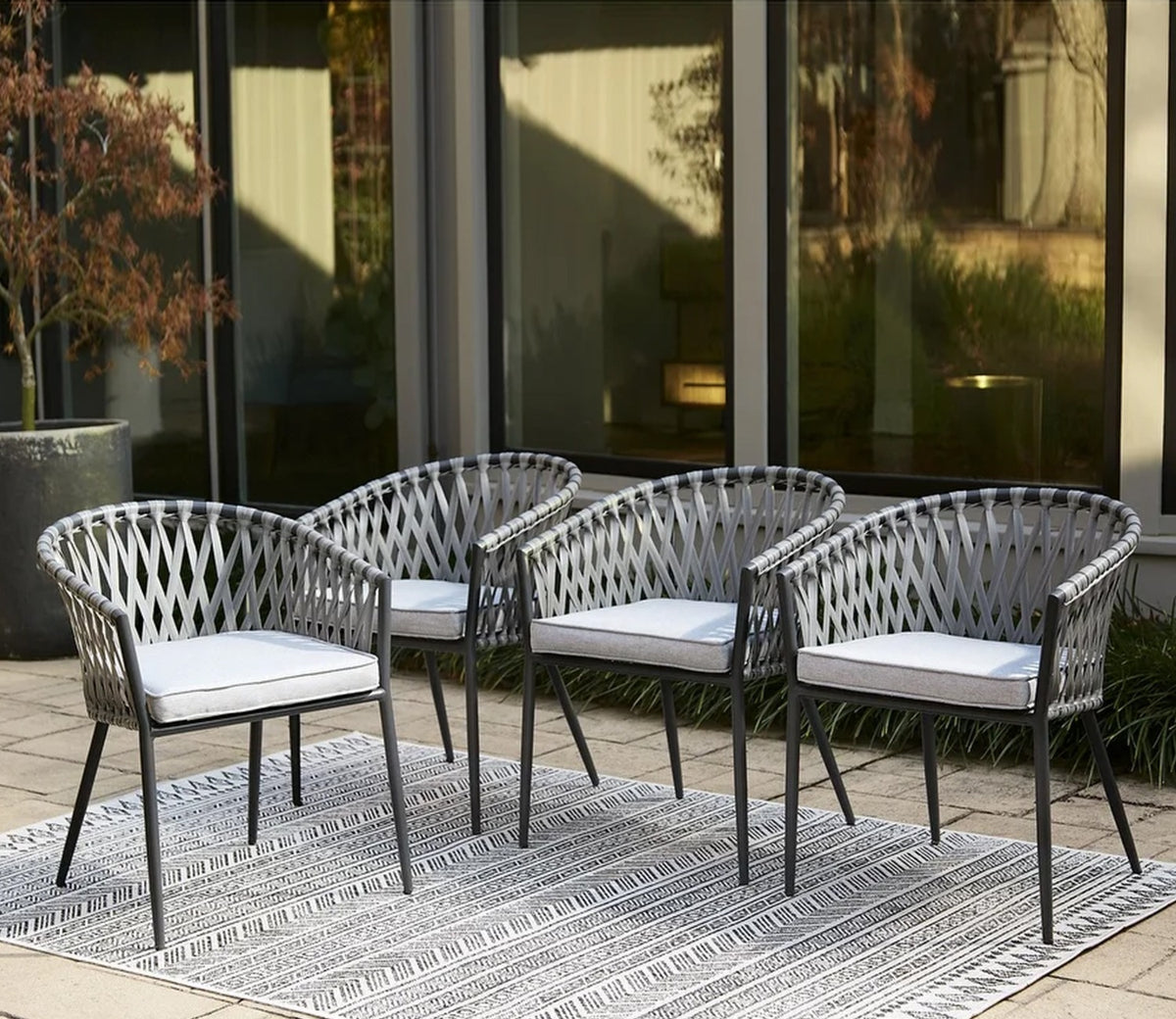 Grey Rope 4 Seater Chair Set With Grey Cushions