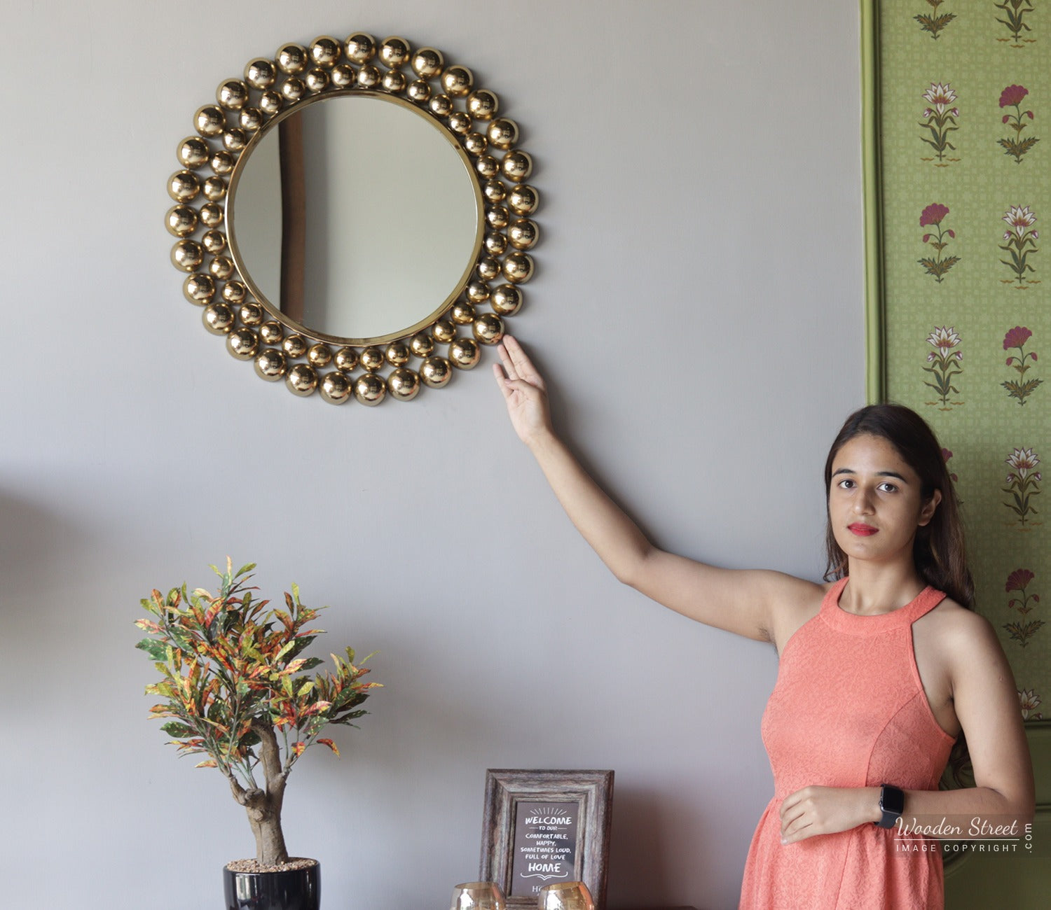 Scalo Metal Mirror with Frame