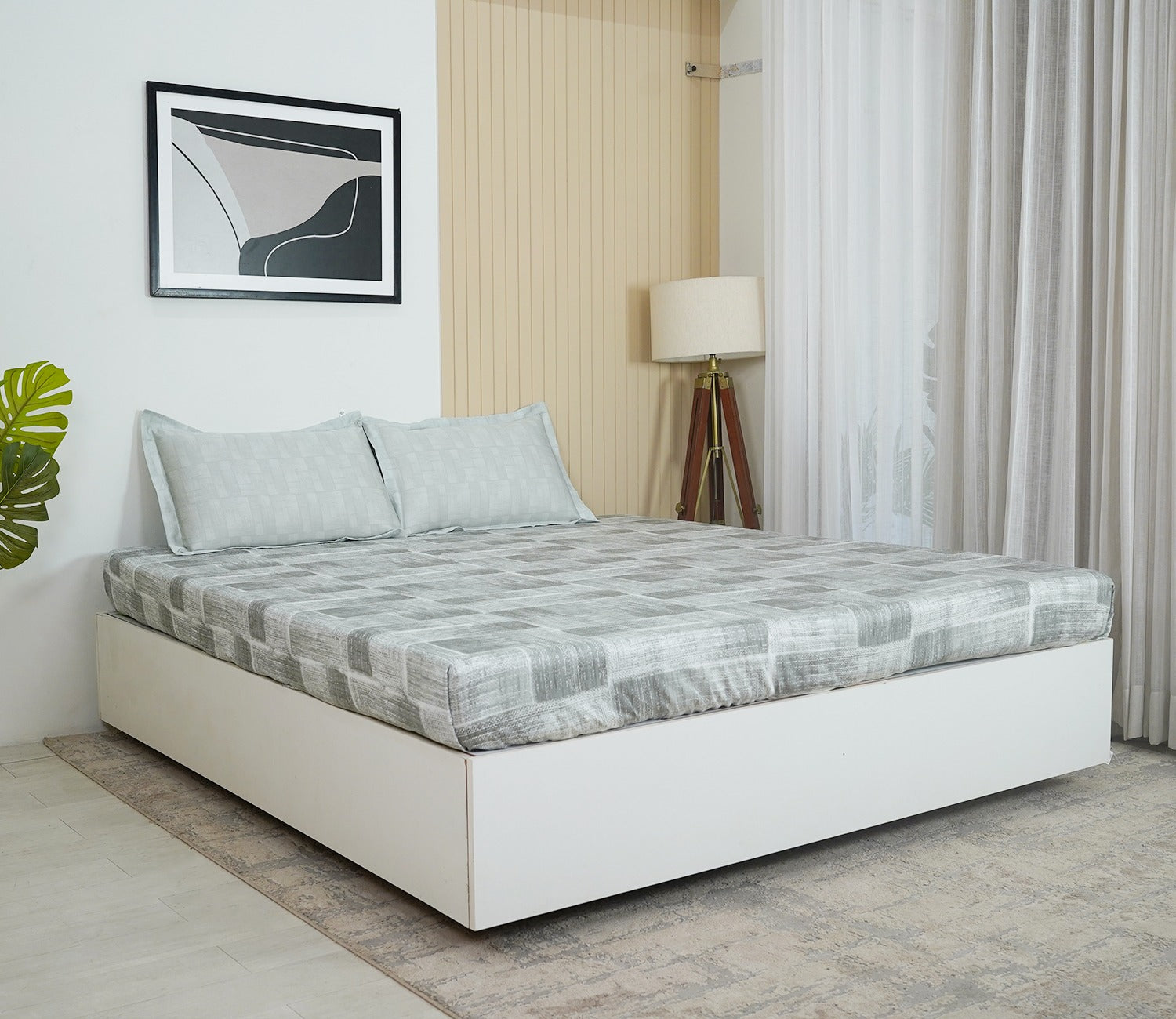 Brick 300 TC Flat Pure Cotton King Size Bedsheet With 2 Pillow Covers (Grey)