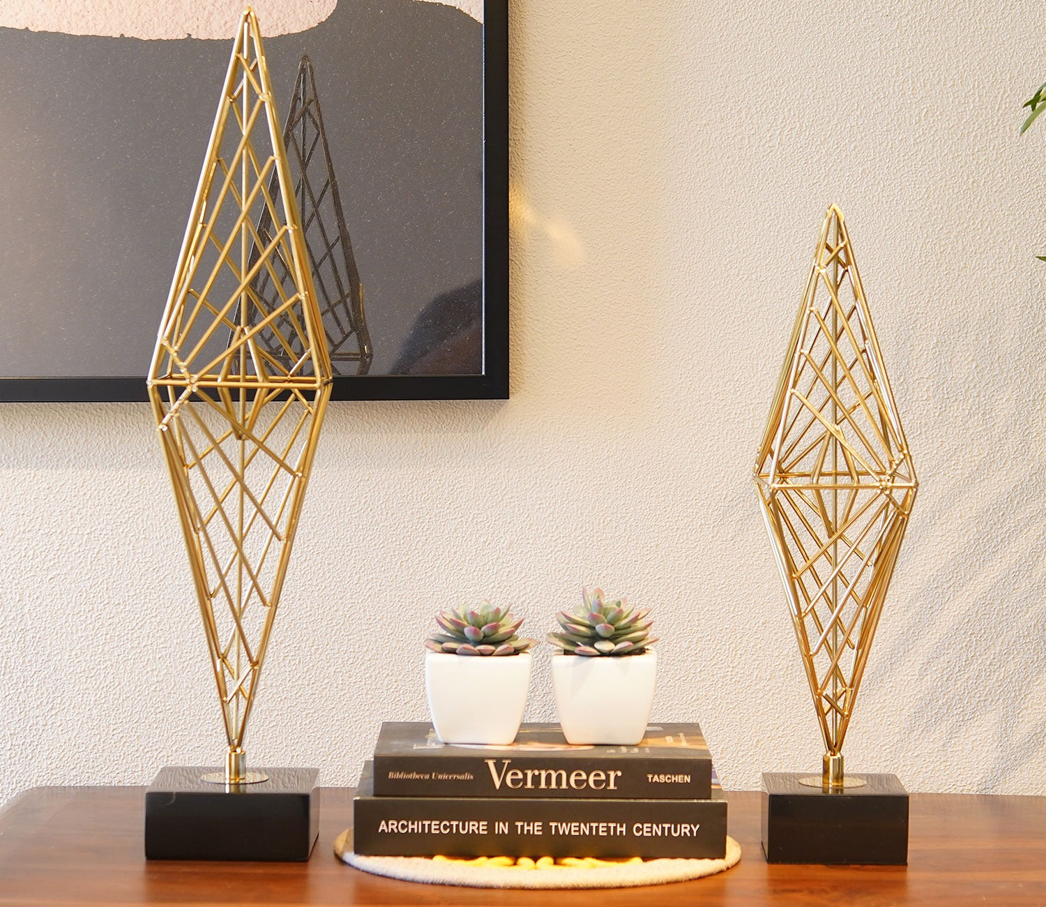 Whimsical Rhombus Console Table Decor (S, Gold)