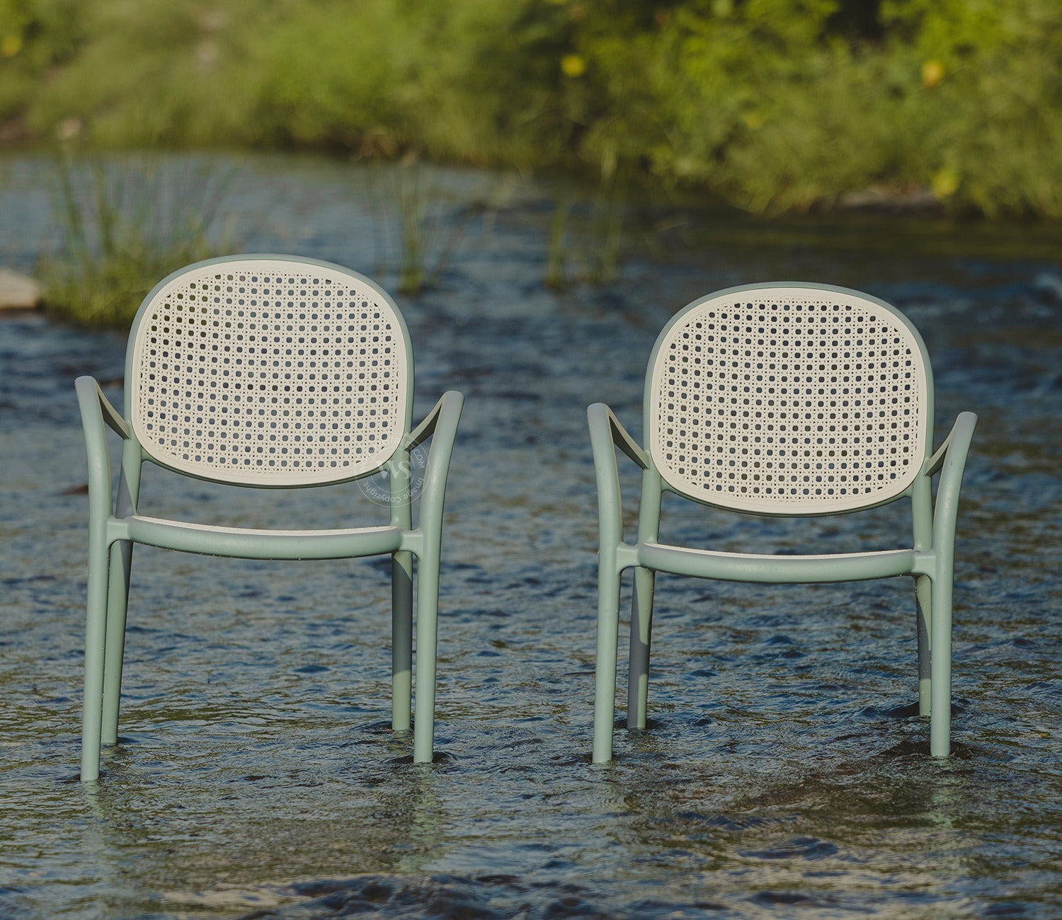 Avelis Premium Outdoor Chair with Rattan-Style Weave & PP Durability (Green)