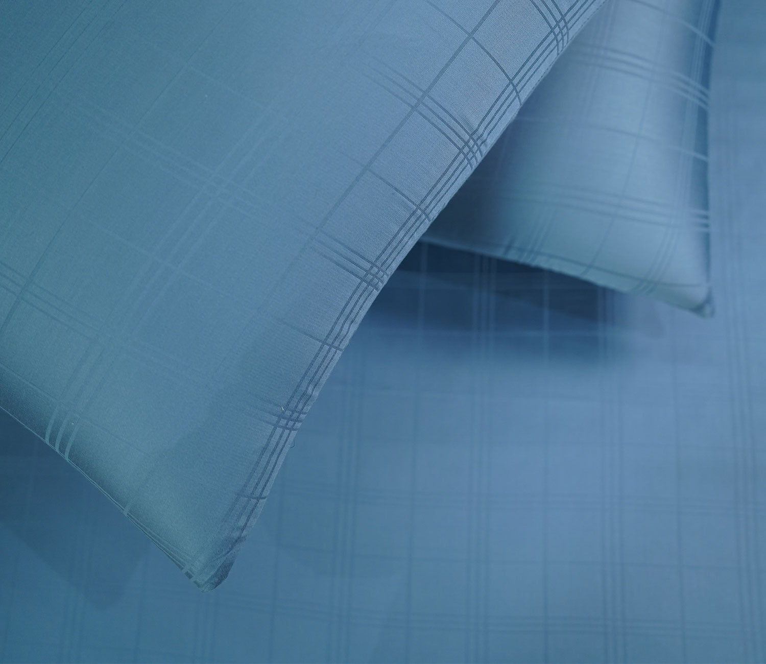 Dobby Checks Organic Bamboo 300 TC 2 Pillowcases and 1 Fitted Bedsheet (Blue, Queen Size)