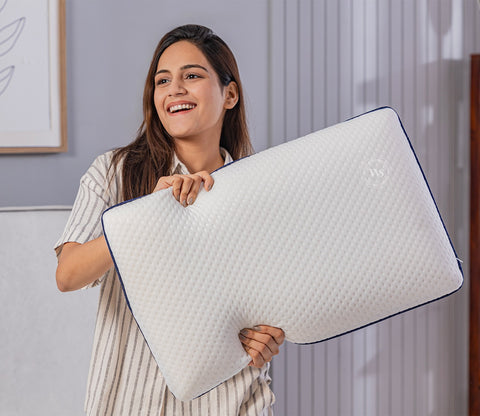 Moonmist Memory Foam Orthopedic Pillow (Medium Size, Set of 4)