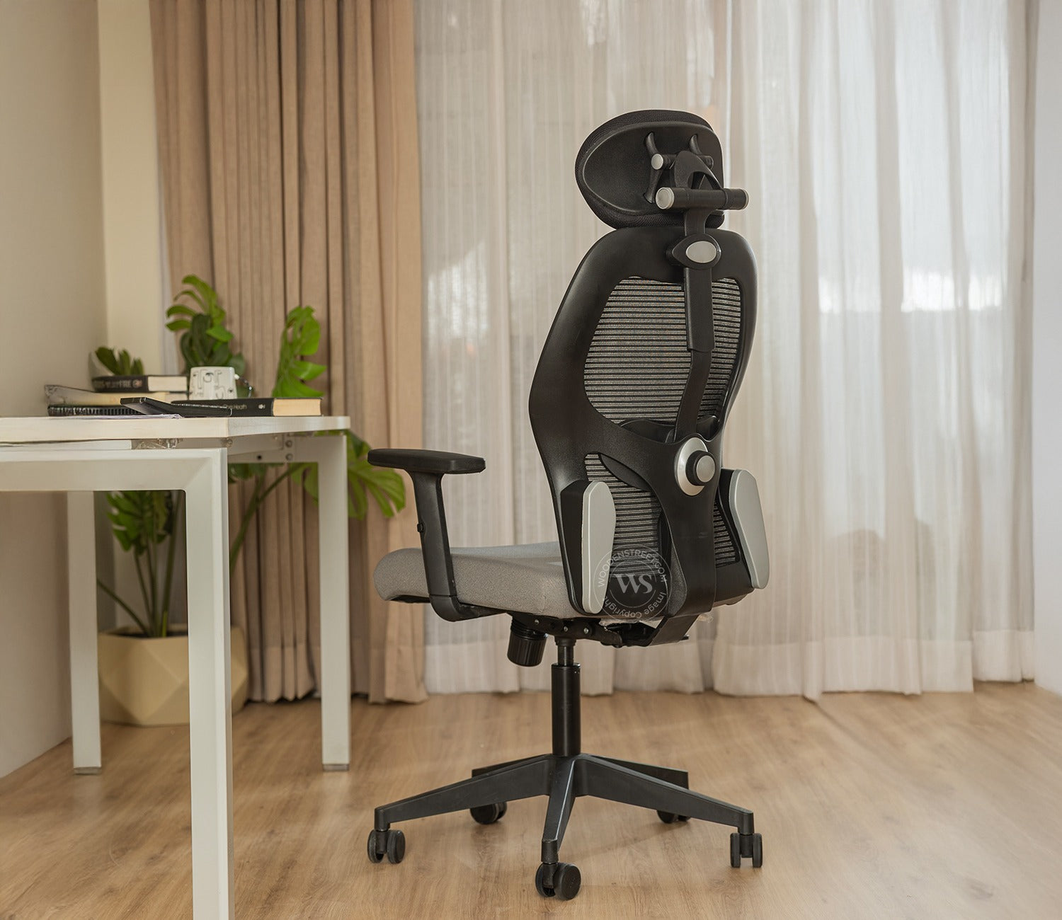 Caper High Back Mesh Office Chair (Grey)