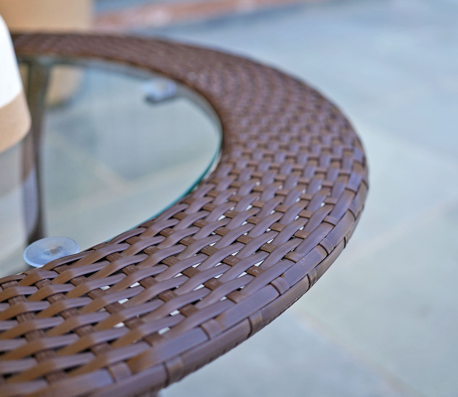 Sienna Round Outdoor Garden Table (Brown)