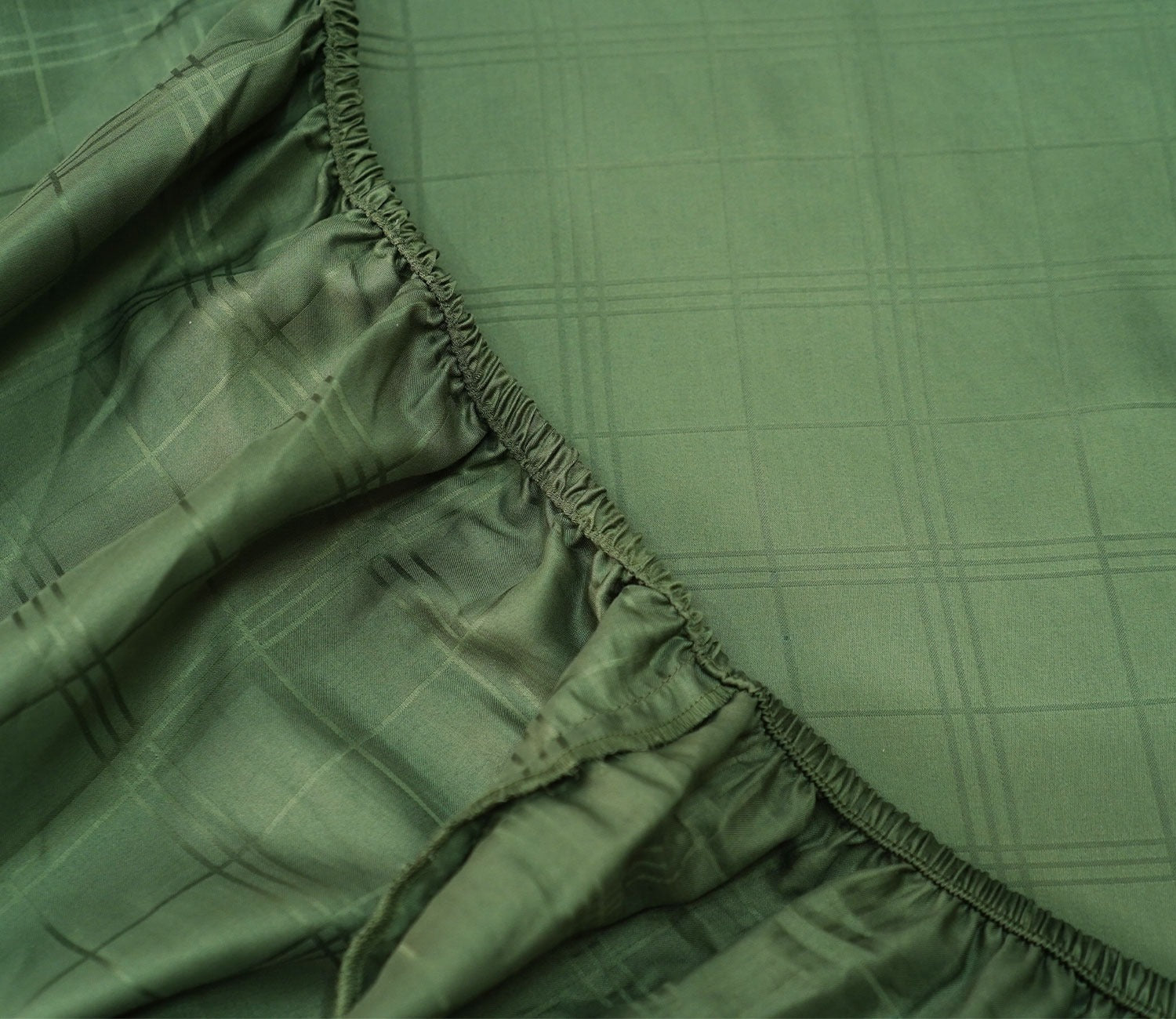 Dobby Checks Organic Bamboo 300 TC 2 Pillowcases and 1 Fitted Bedsheet (Green, Queen Size)