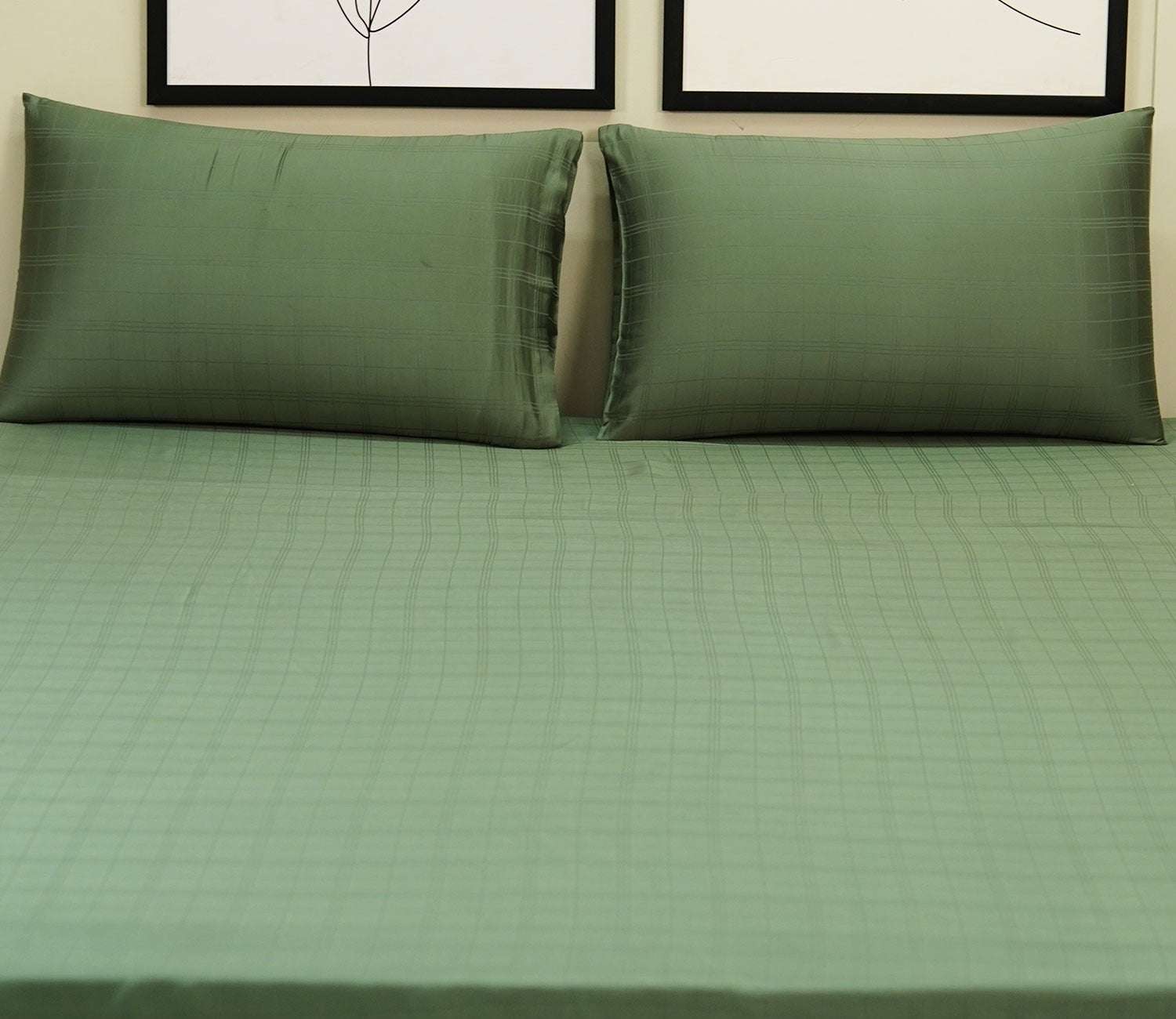 Dobby Checks Organic Bamboo 300 TC 2 Pillowcases and 1 Fitted Bedsheet (Green, Queen Size)
