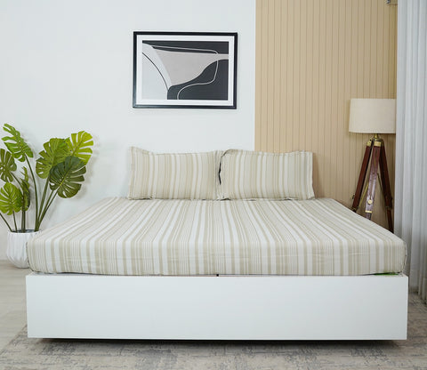 Thin Stripe 290 TC Flat Pure Cotton King Size Bedsheet With 2 Pillow Covers (Cream)