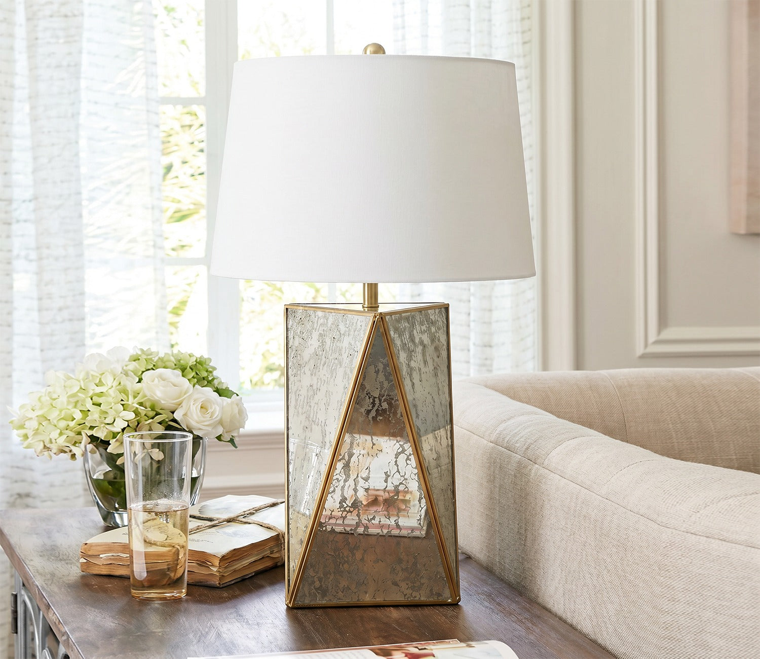 Jewel Antique Glass Table Lamp