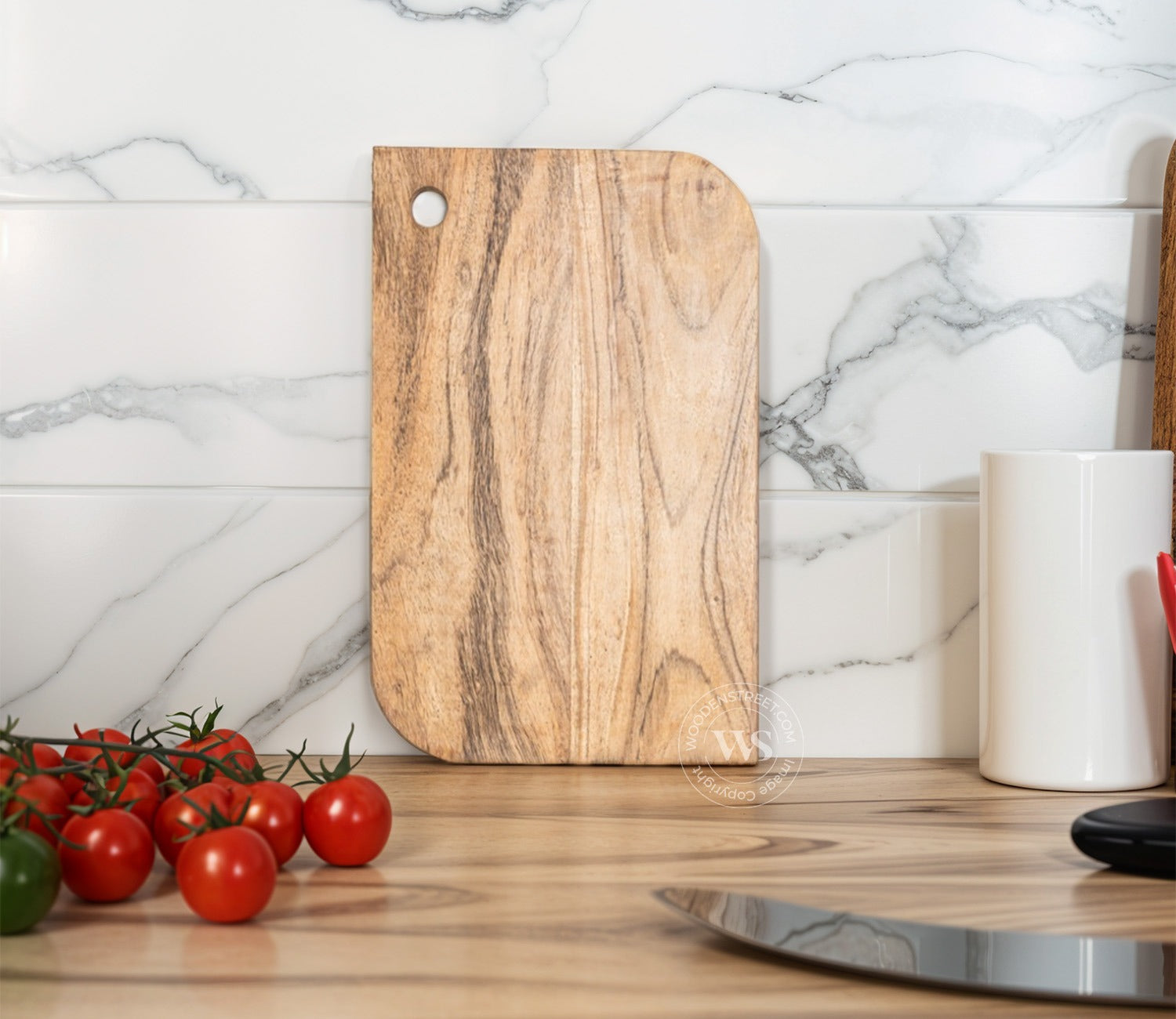 Alder Acacia Wood Handcrafted Non Slip Chopping Board For Kitchen
