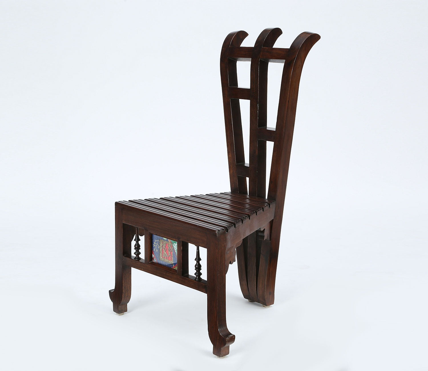 Vitta Slipper Chair in Striped Wood style finished in Walnut Colour