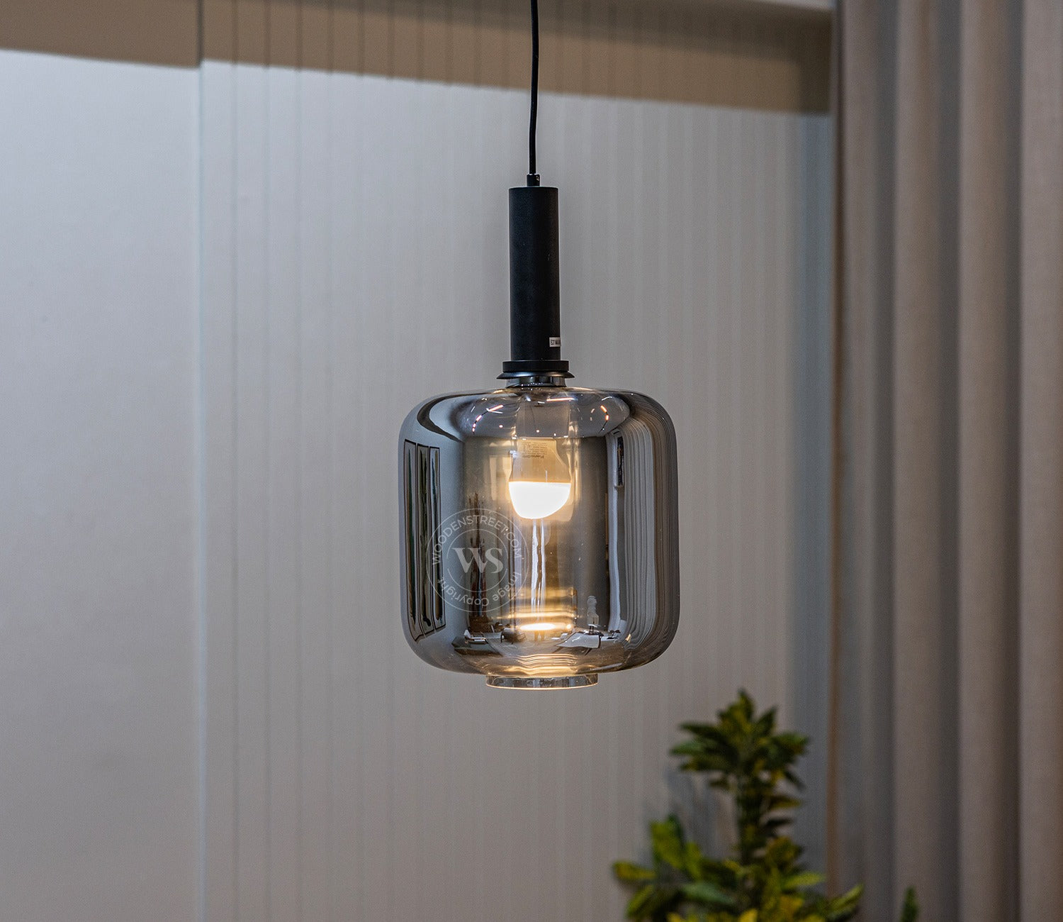 Lustrous Glass Pendant Light (Grey)