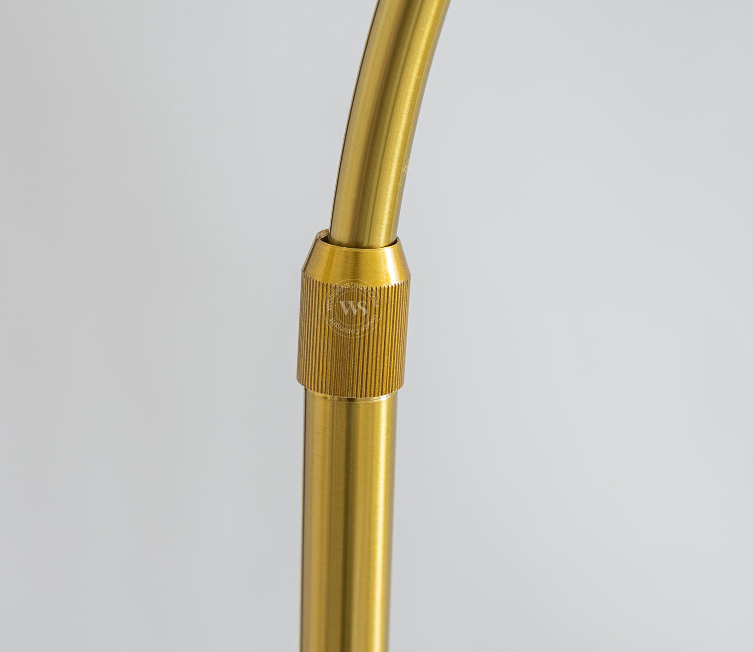 Idania Metal Floor Lamp