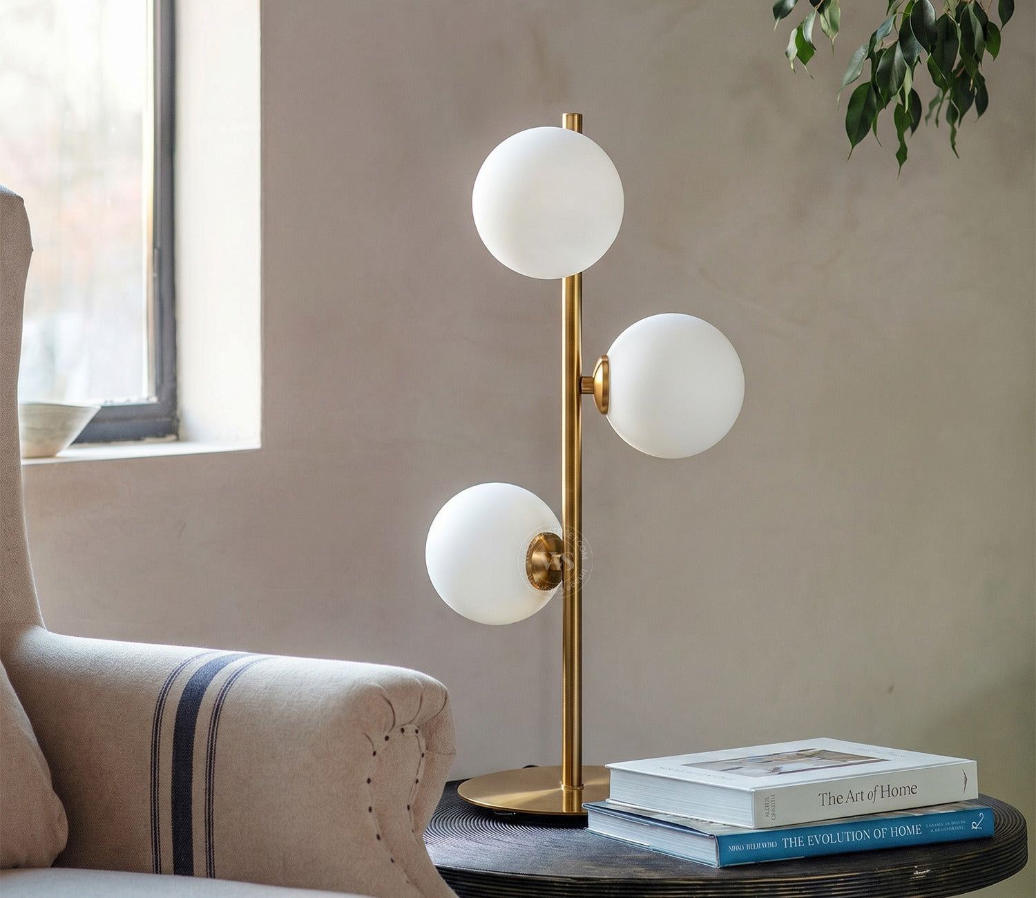 Lisa Metal Table Lamp
