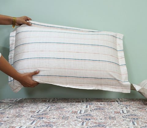 Allure Classic Printed King Size Bedsheet (Peach)