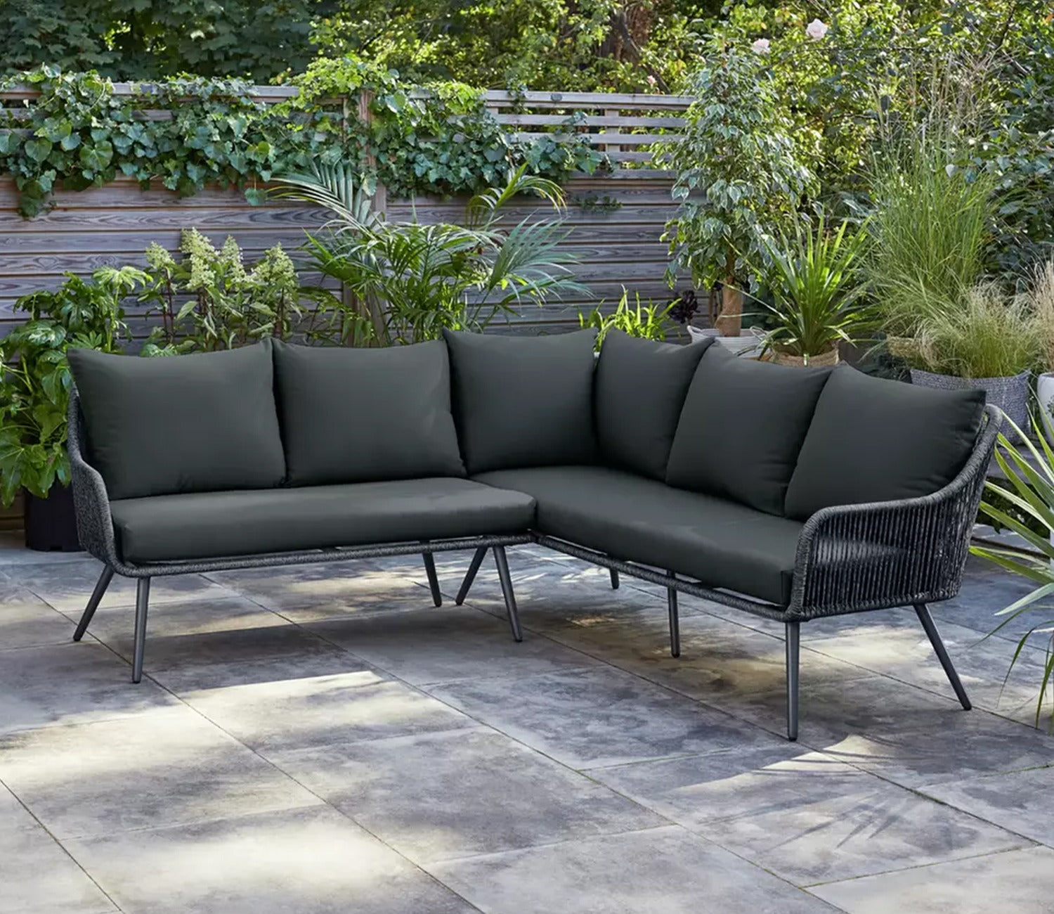 Black Rope L Shape Sofa Set With Table And Black Cushions