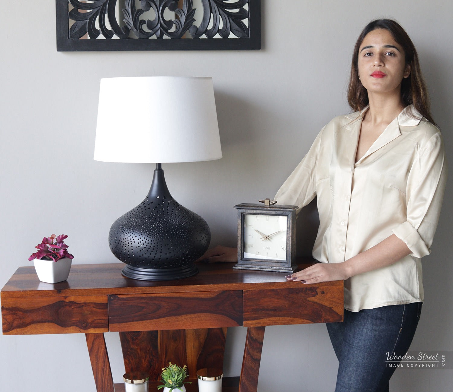 Wick Metal Black Table Lamp