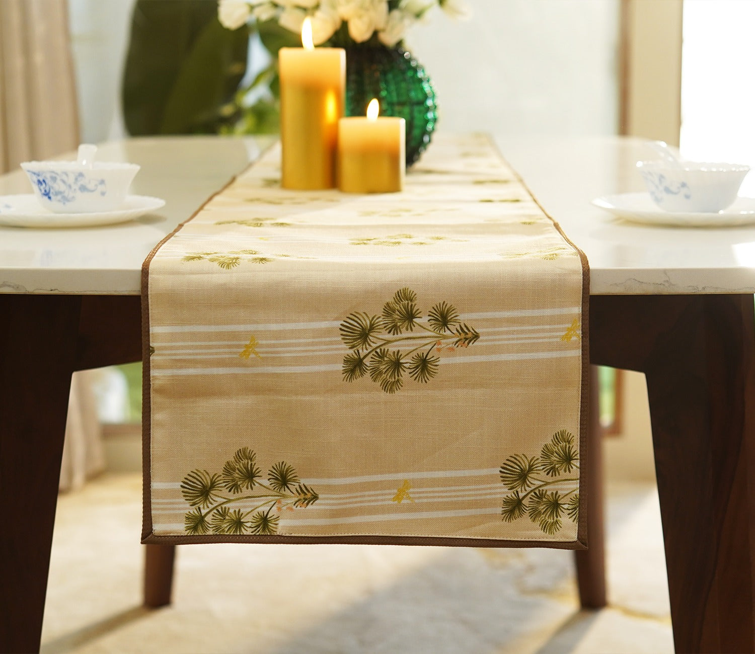 Palmetto Stripe Printed Cotton Table Runner (Beige, 13 x 72 Inches )