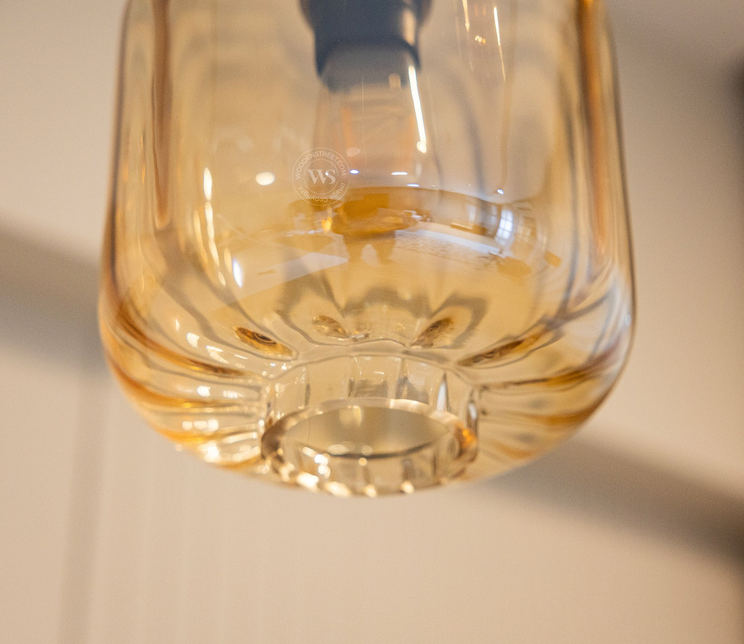 Lustrous Glass Pendant Light (Bronze)