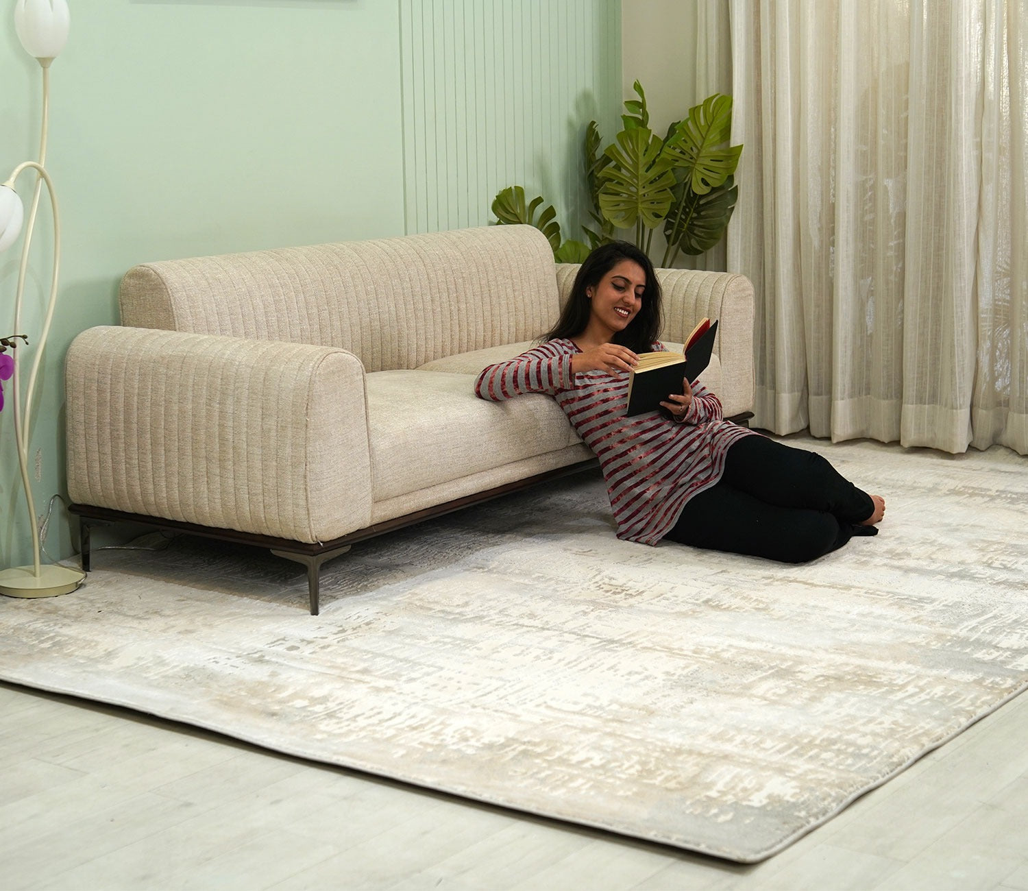 Terezza Beige Abstract Carpet  (11 x 7.8 Feet)