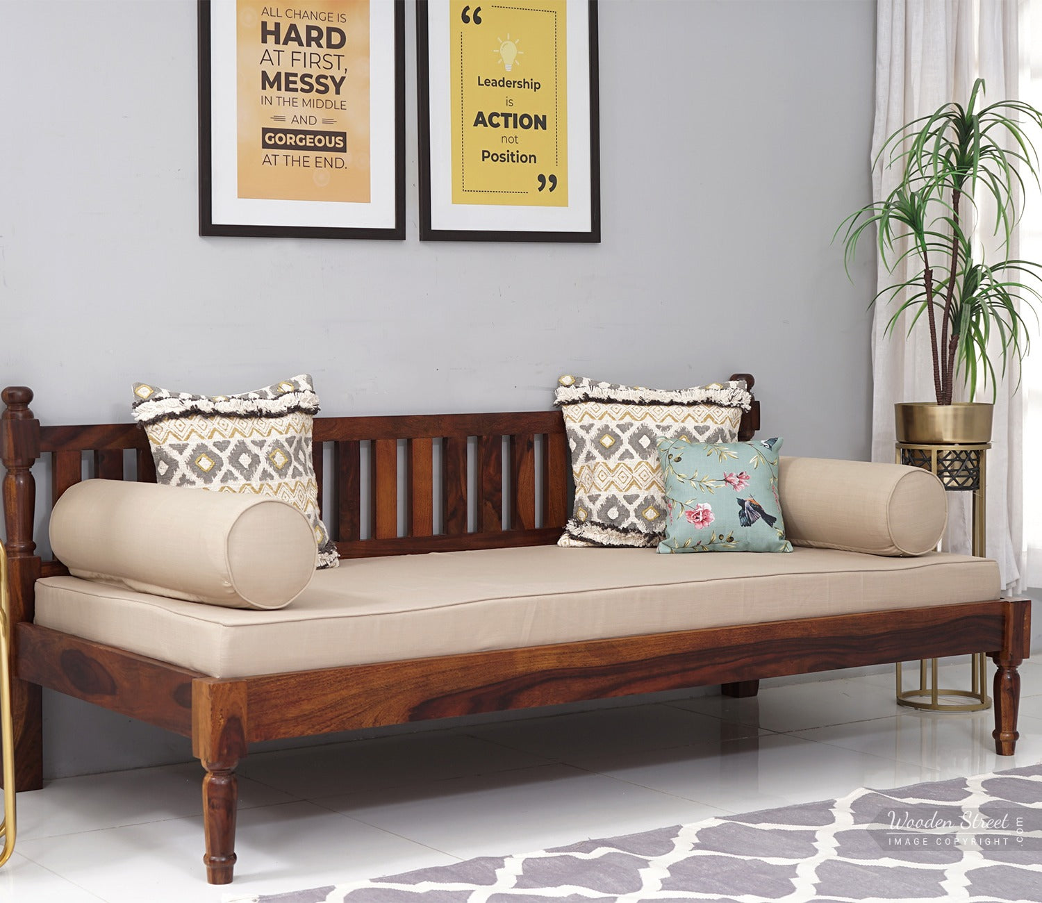Tauras Divan with Mattress (Honey Finish)