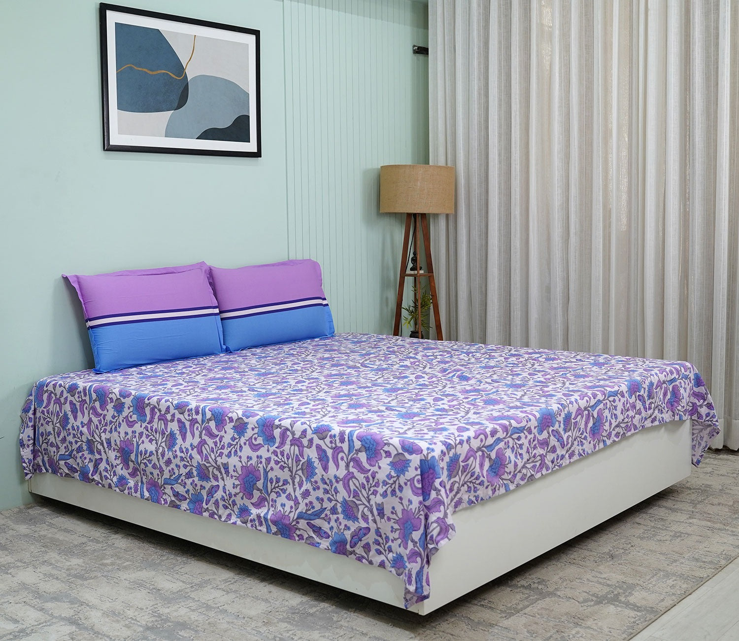 Pernia Moments Queen Size Bedsheet (Purple)