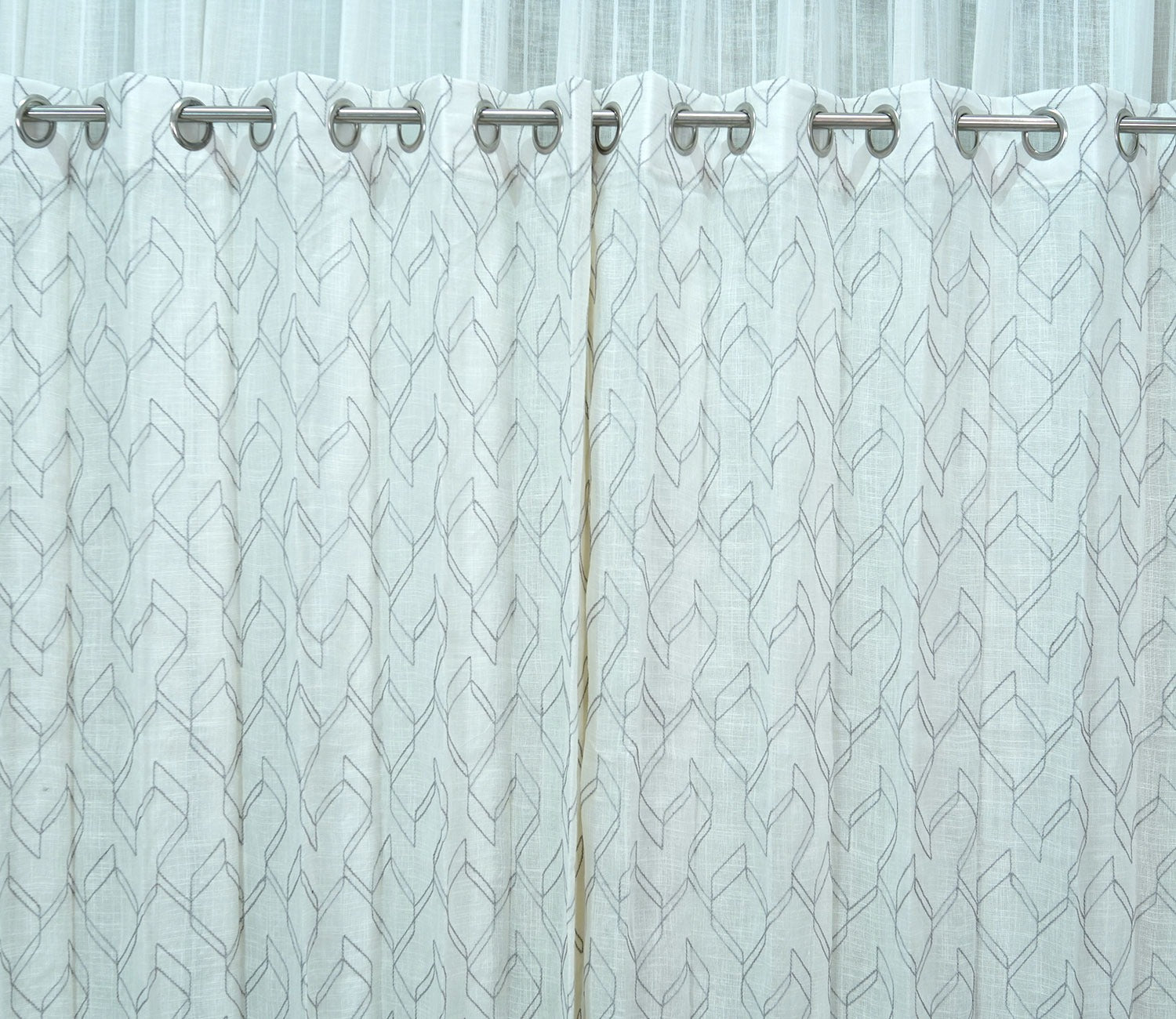 Threaded Patterned 1 Piece Sheer Curtain (Grey, 7 Feet)