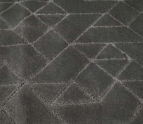 Azalia Grey Geometrical Carpet (11 x 7.8 Feet)