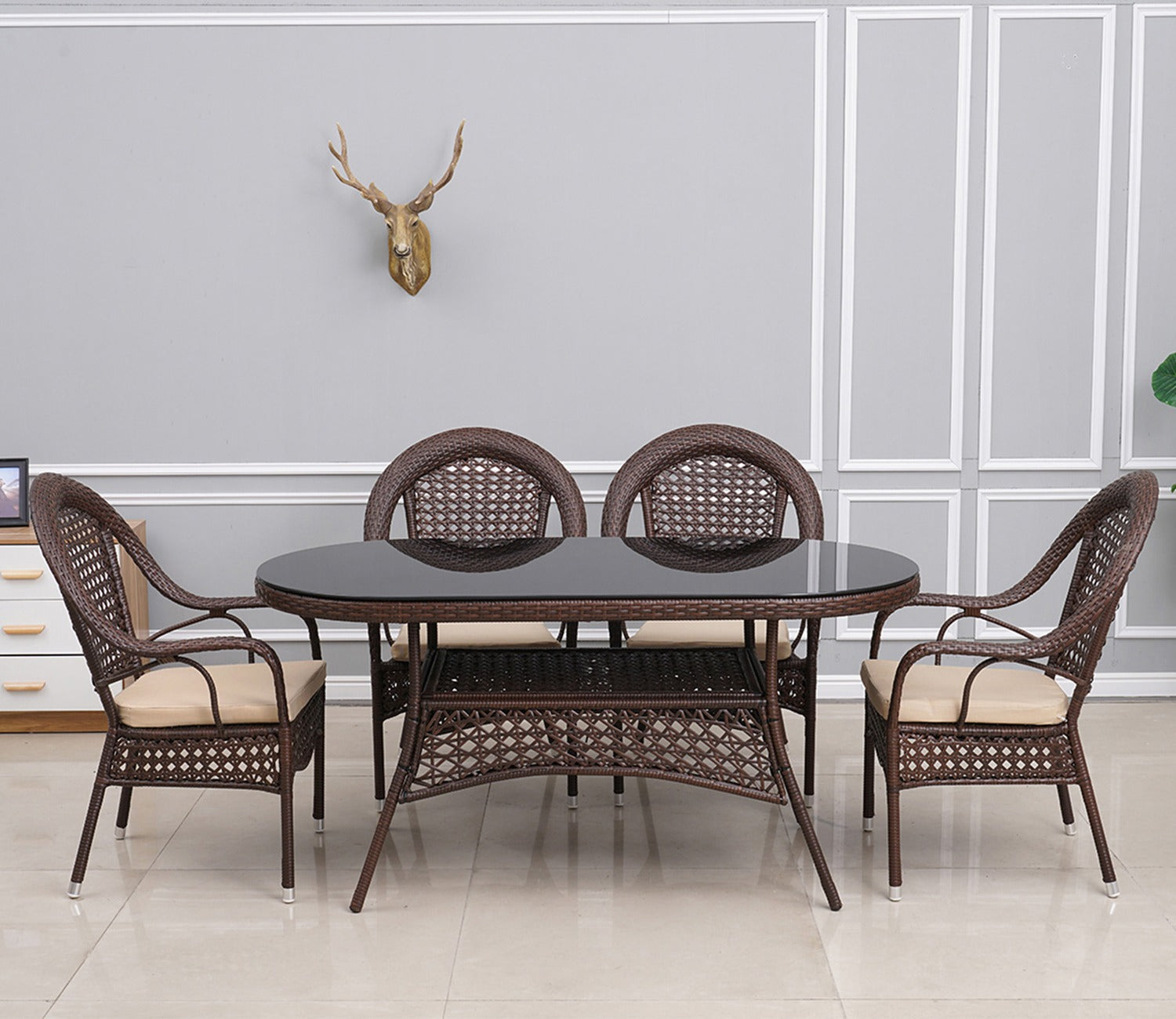 6 Seater Wicker Dining Table Set With Cream Cushions (Brown)