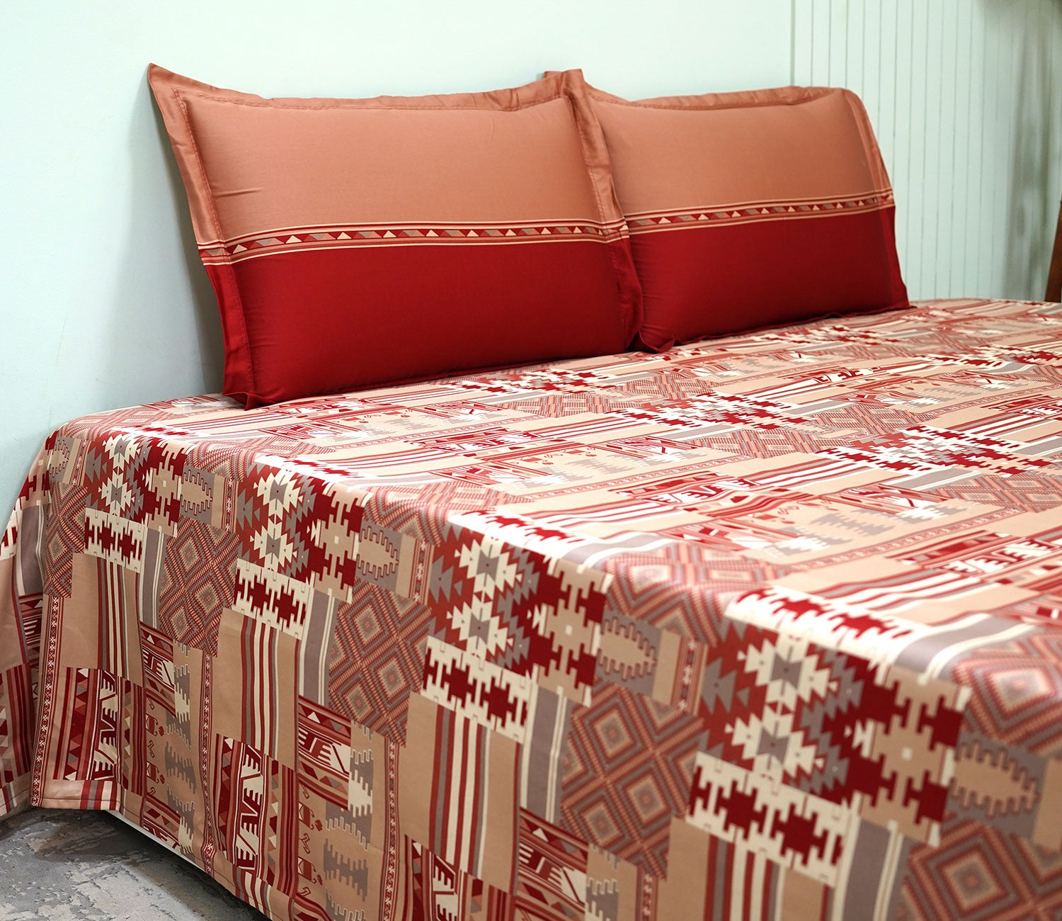 Killim Classic Printed King Size Bedsheet (Red)