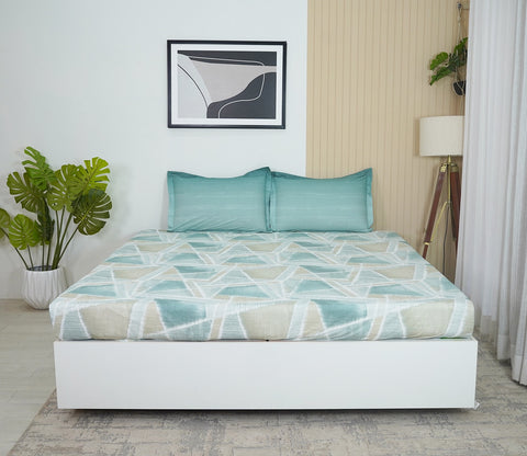 Criss Cross 144 TC Flat Pure Cotton King Size Bedsheet With 2 Pillow Covers (Blue)