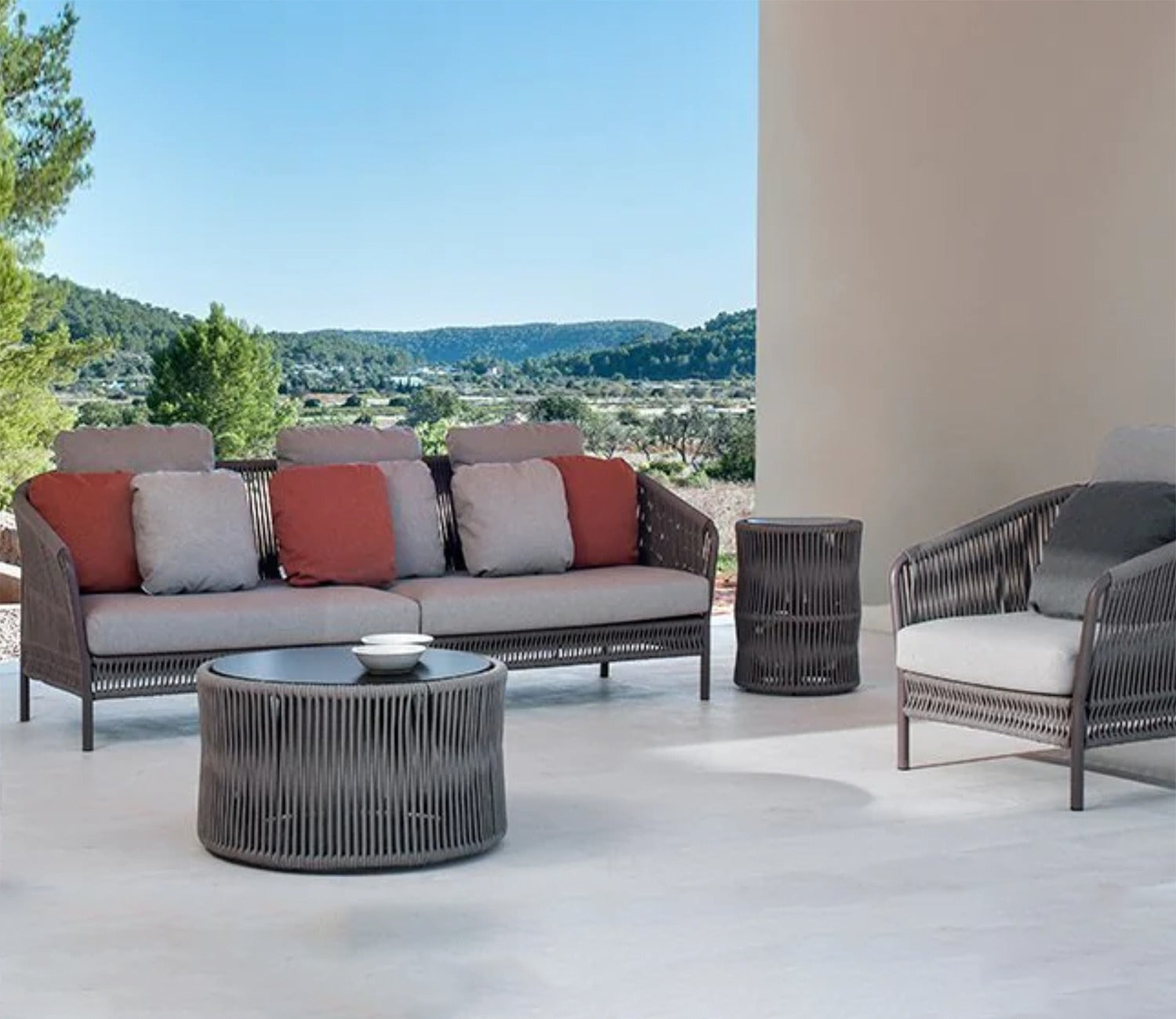 Grey Rope 6 Seater Sofa Set With Round Table And Grey Cushions