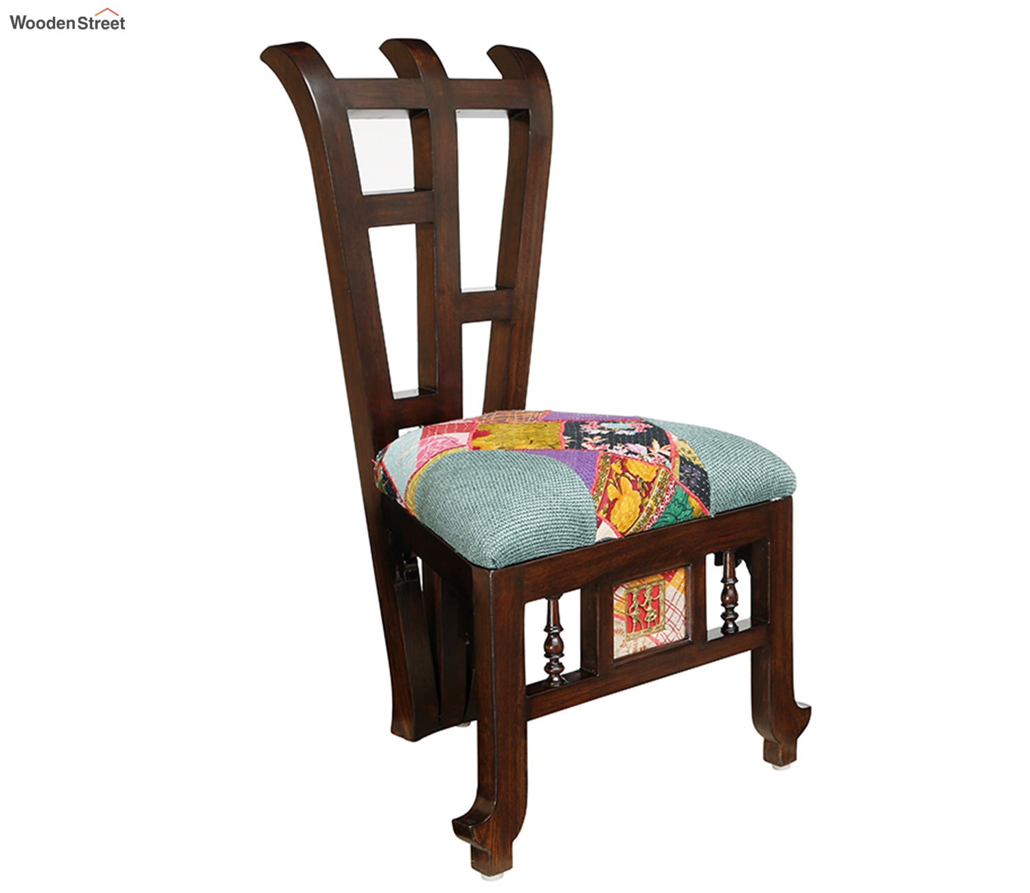Zrava Slipper Chair with Stylish Backrest