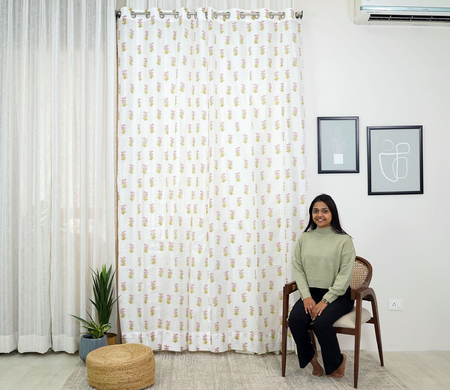Floral Small Butti 1 Piece Long Door Curtain (White, 9 Feet)
