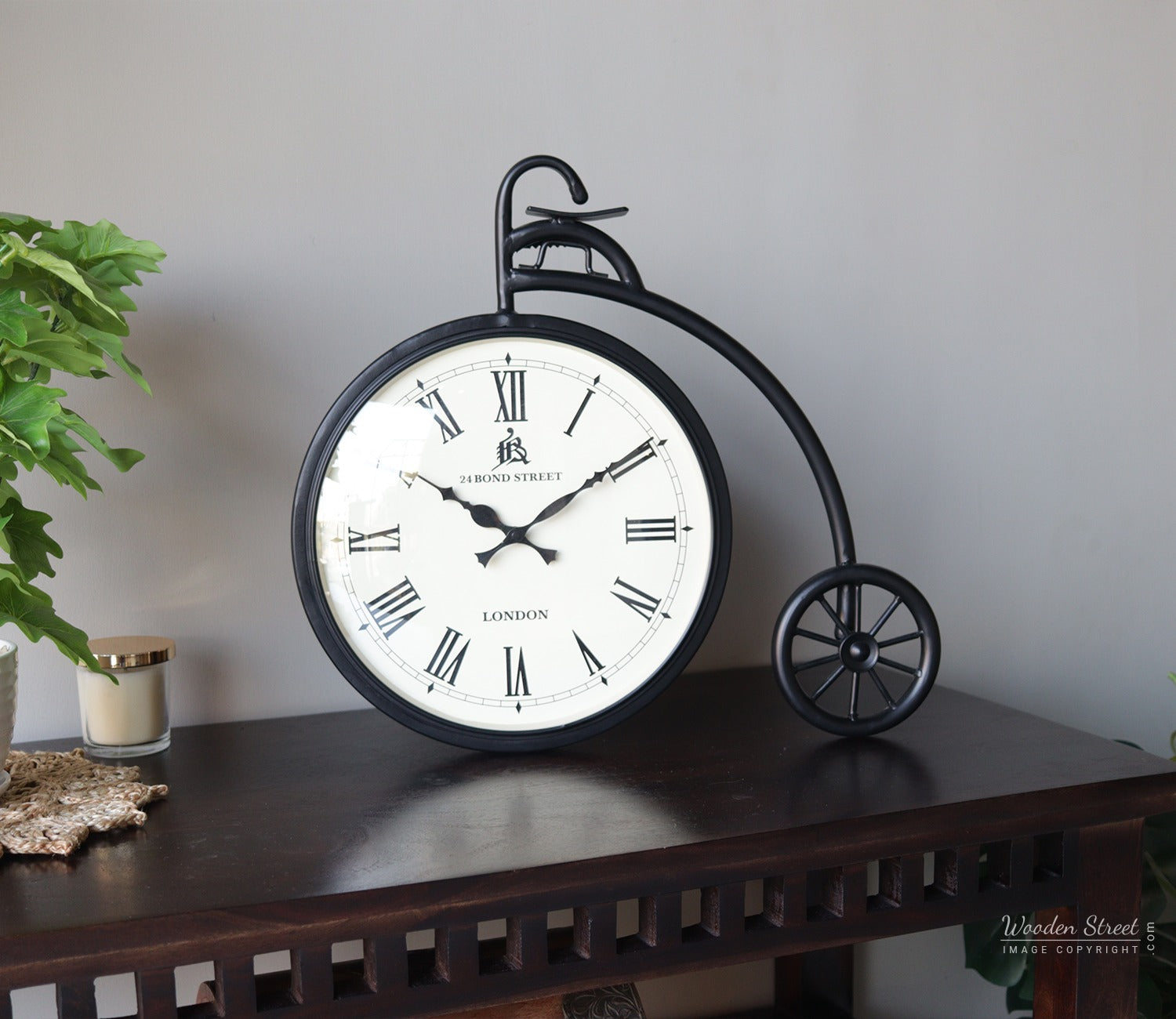 Miller Cycle Shaped Analog Metal Wall Clock