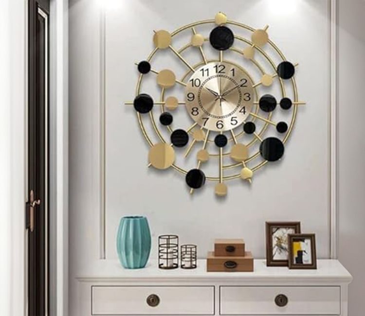 Multiple Layered Rounded Classic Iron Wall Clock
