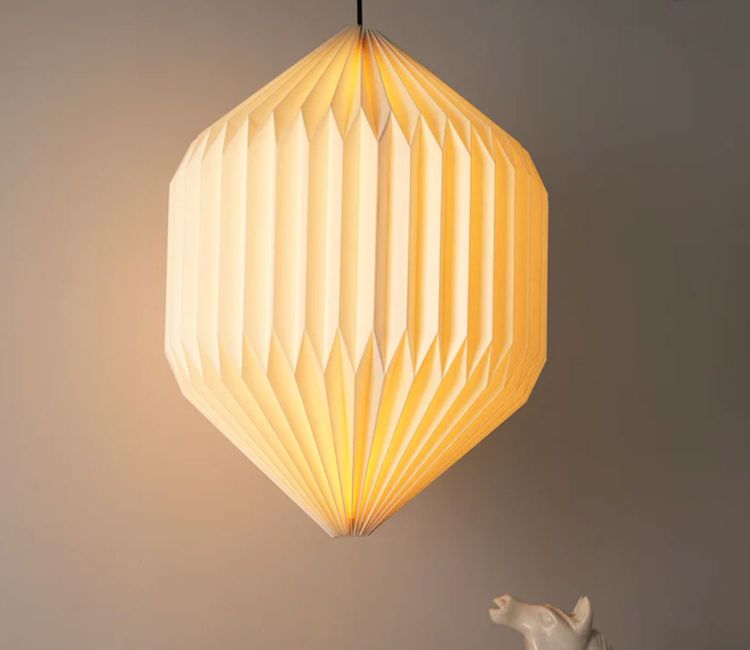 Skylar Off-White Origami Metal Pendant Lamp